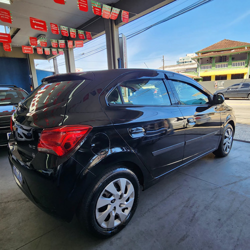 Chevrolet Onix 1.4 MPFI LT 8V FLEX 4P MANUAL