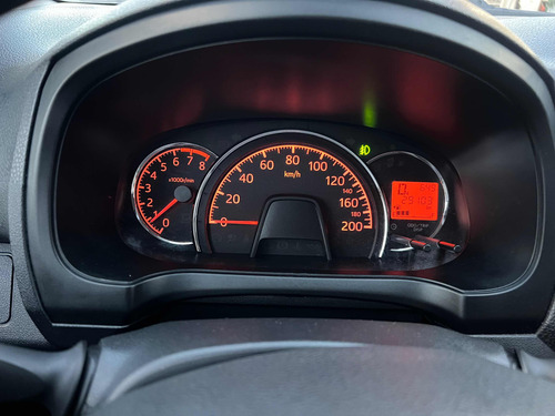 Imagen 7 de 15 de Toyota Agya Yaris Vitz Americano