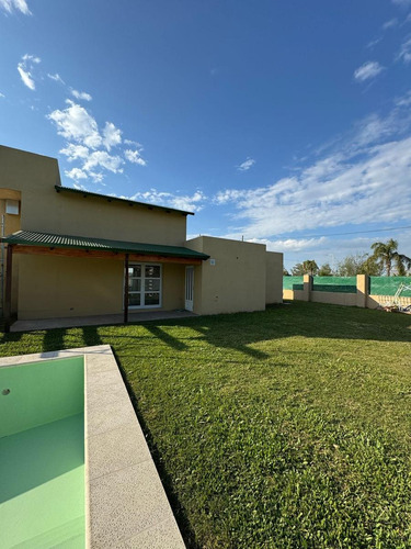 Venta | Casa 2 Dorm. Pileta | Funes City