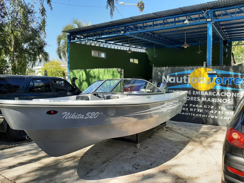 Tracker 520 Open - Lancha Open 520 -nikita 520