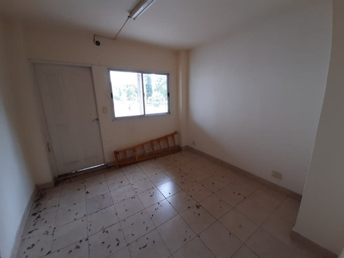 Imagen 6 de 11 de Departamento En Venta En Ituzaingo Sur