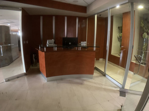 Oficina En Renta En Lomas Altas Torre Quadrata Amueblada (m2o2440)