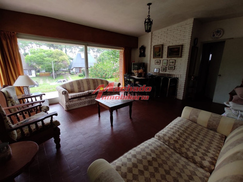 Venta De Casa En Pinares , Punta Del Este 2 Dormitorios - Ref: 6242