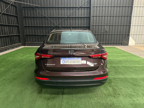 Fiat Cronos 1.8 16v Precision