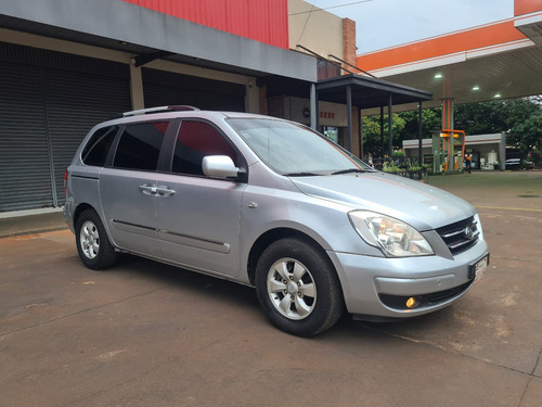 Confort Y Eficiencia Excelente Estado Auto Kia Carnival 2009