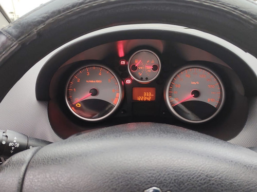 Peugeot 207, 1.4, 8v, Modelo Xr, Flex, 2010