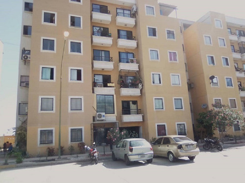 Imagen 1 de 8 de Se Vende Apartamento En Catia La Mar