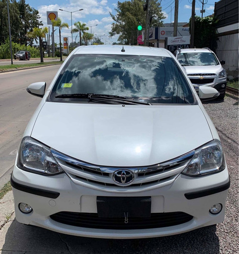 Toyota Etios 1.5 Xls 2015