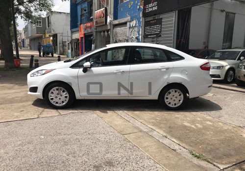 Imagen 5 de 14 de Excelente Ford Fiesta Sedan S 1.6l Aut 2014