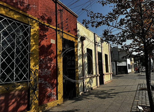 Excelente Casa Con Giro Comercial