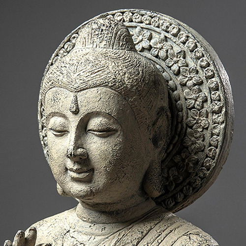 Estátua De Buda Shakyamuni Em Resina Com Base Curta