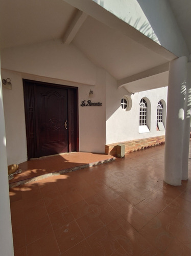 Imagen 1 de 12 de Casa En Los Robles