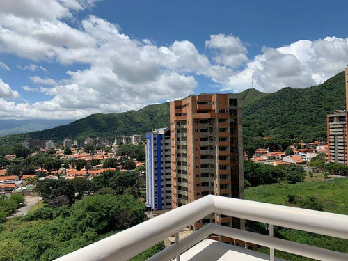 En Venta Moderno Pent House En Resd. Jacaranda En La Trigaleña Alta