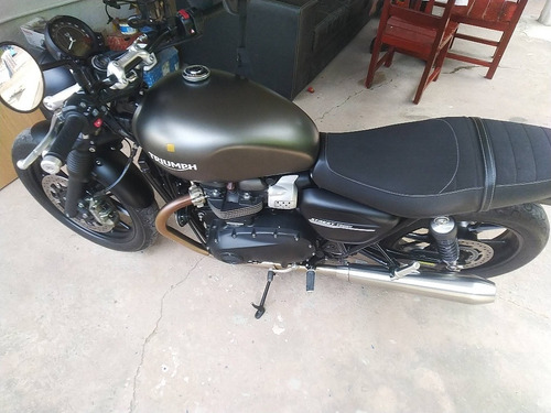 Triumph Street Twin