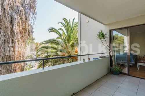 Vende- Departamento Muy Luminoso, Sin Ascensor