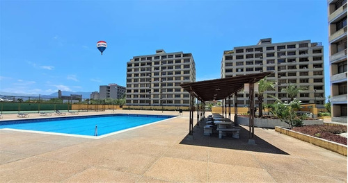 Re/max 2mil Vende Apartamento En El Conjunto Residencial Los Geranios, Uebanizacion Maneiro. Isla De Margarita, Estado Nueva Esparta 