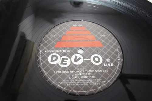 Vinilo Devo Dev-o Live 1981 Usa Freedom Of Choice Whip It (Usado)