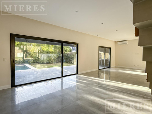 Casa En Alquiler En Los Olivares