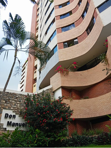 Se Vende Apartamento En La Urbanización El Parral, Residencias Don Manuel C-7388 E.c