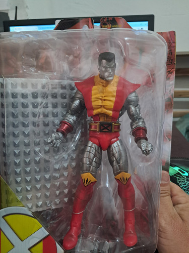 Figura de Actión Colossus de Diamond Select Toys