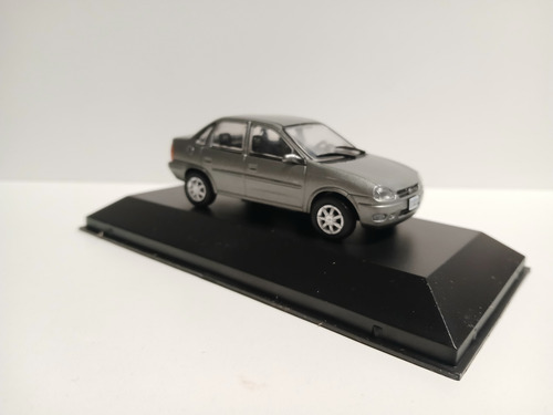 Autos Inolvidables Argentinos Salvat Escala 1.43 Fallados Chevrolet Corsa Glc 1997