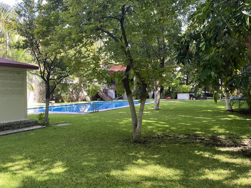 Venta Casa De Un Nivel Excelente Para Hotel Boutique O Asilo En Xochitepec, Morelos