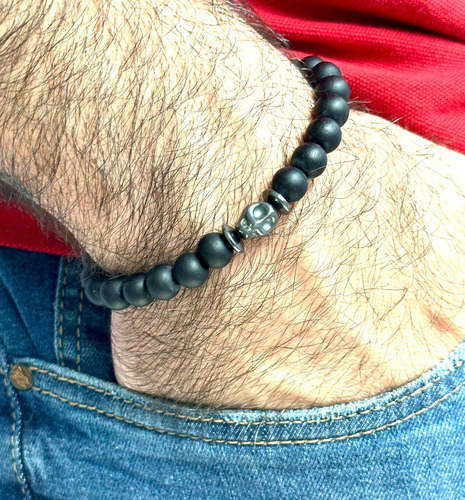 Pulseira Onix Fosca 8mm Caveira Hematita Tendencia Promo Top Cor Preta Tamanho 18cm
