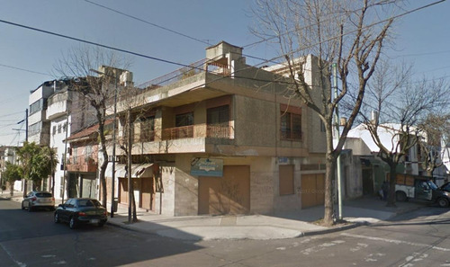 Imagen 2 de 26 de Miro Al 1800 - Flores - Cap Fed - Casa Con Locales En Esquina