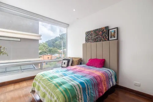 Apartamento En Venta En Chicó Oriental. Cod V9828