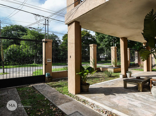 Casa 1 Dormitorio-j.j Paso 8400-rosario Fisherton | Venta