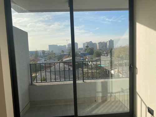 7m2 Terraza, Macul, Próximo Metro Línea 8 (101783)