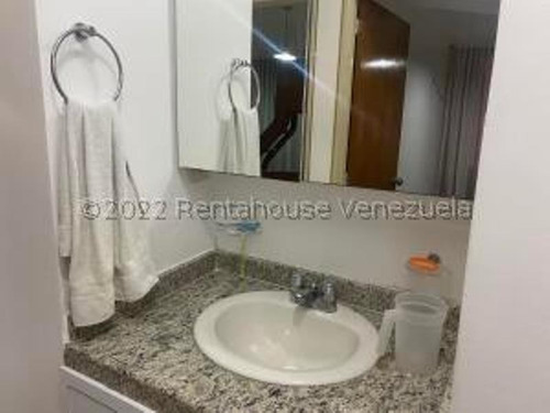 Imagen 7 de 12 de Apartamento En Venta Playa Grande Mls #22-16421 Johana Blan 04123368346