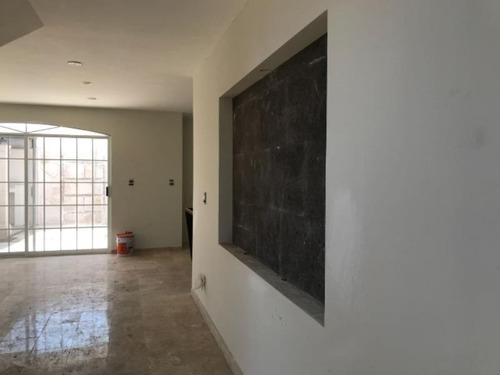 Imagen 2 de 12 de Casa Sola En Venta Fracc Residencial Villa Dorada