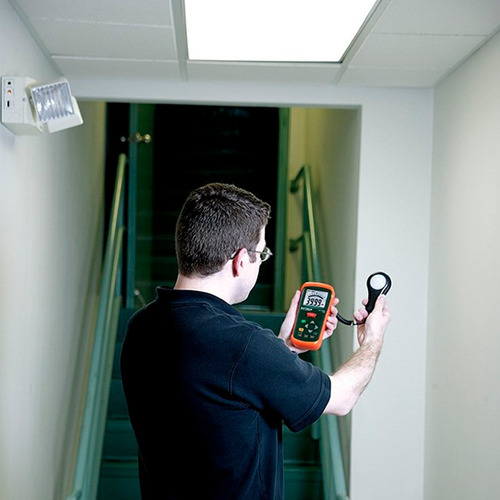 Luxómetro Medidor Luz Marca Extech Lt300 (Usado)
