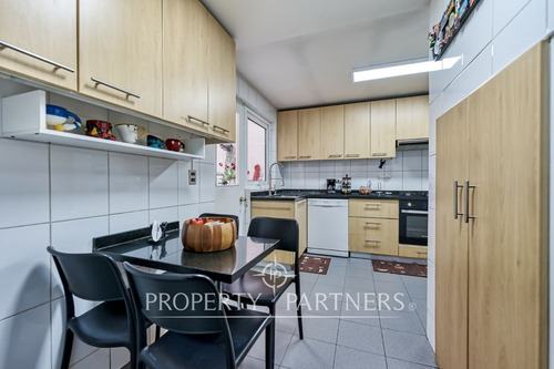 Casa En Condominio Con Excelente Ubicacion, A Paso...