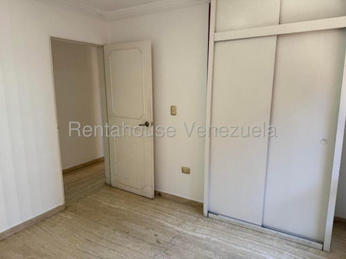 Venta De Apartamento En Prados Del Este. Mls 25-18966. Ycl.