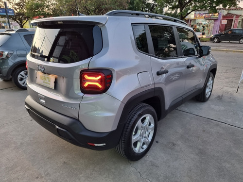 Imagen 4 de 15 de Jeep Renegade Sport 1.8 At