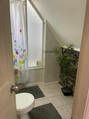 Se Vende Casa De 3d2b, Ubicada En Villa Bosque Entre Ríos.