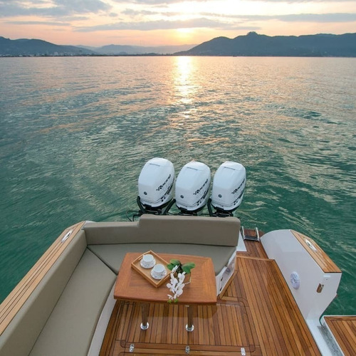 Fishing 39 Saint Tropez - 3 X 300 Hp Ñ Sedna 365 Phantom
