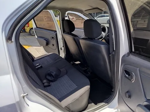Renault Logan 1.4 Entry Familier