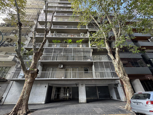 Alquiler 3 Ambientes Apto Profesional · 85m2 · Cochera