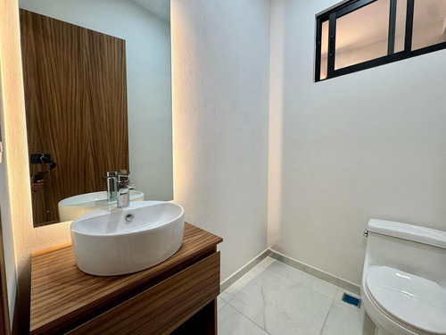 Casa En Venta En Lomas Del Dorado | En Oferta