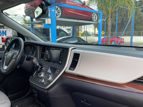 Imagen 14 de 14 de Toyota Sienna 2020 3.5 Limited At