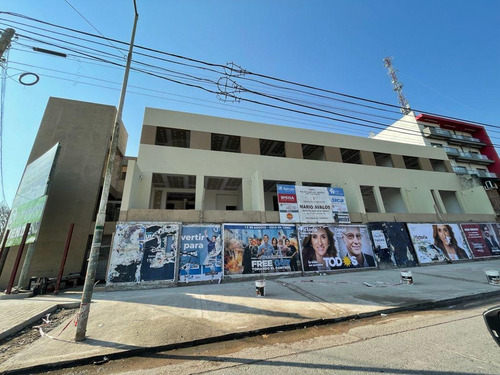 Imagen 2 de 8 de En Venta | Hermosos Departamentos 2 Ambientes Con Parque Privado En Edificio Solares De Molina | Moreno Centro | Financiacion Disponible | Excelentes Valores!