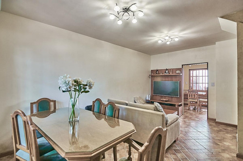 Imagen 1 de 24 de Venta Duplex Villa Urquiza