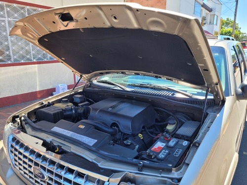 Ford Explorer 4.6 Limited