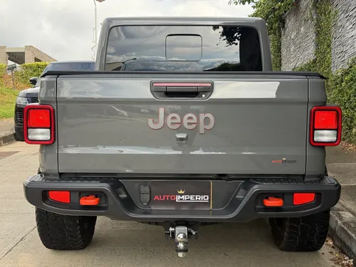 Jeep Gladiator Rubicon gladiator Mojave