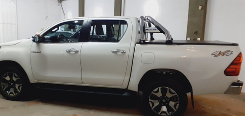 Imagen 3 de 18 de Toyota Hilux Srx At 4x4 2020 Con Solo 27000km Tamola