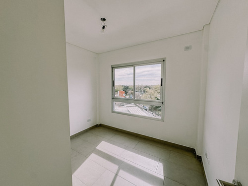 Departamento En Venta En Jose Mármol, Almirante Brown, G.b.a. Zona Sur