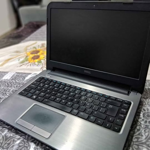 Laptop Dell Latitude 3440 Para Refacciones Plateado (Usado)